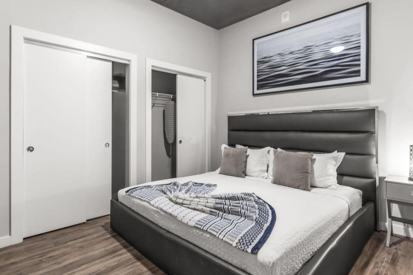 Modern 2 Bed Getaway Steps From Tropicana Field Sankt Petersburg Exterior foto